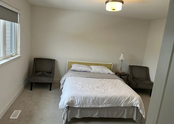 Ottawa airport guesthouse